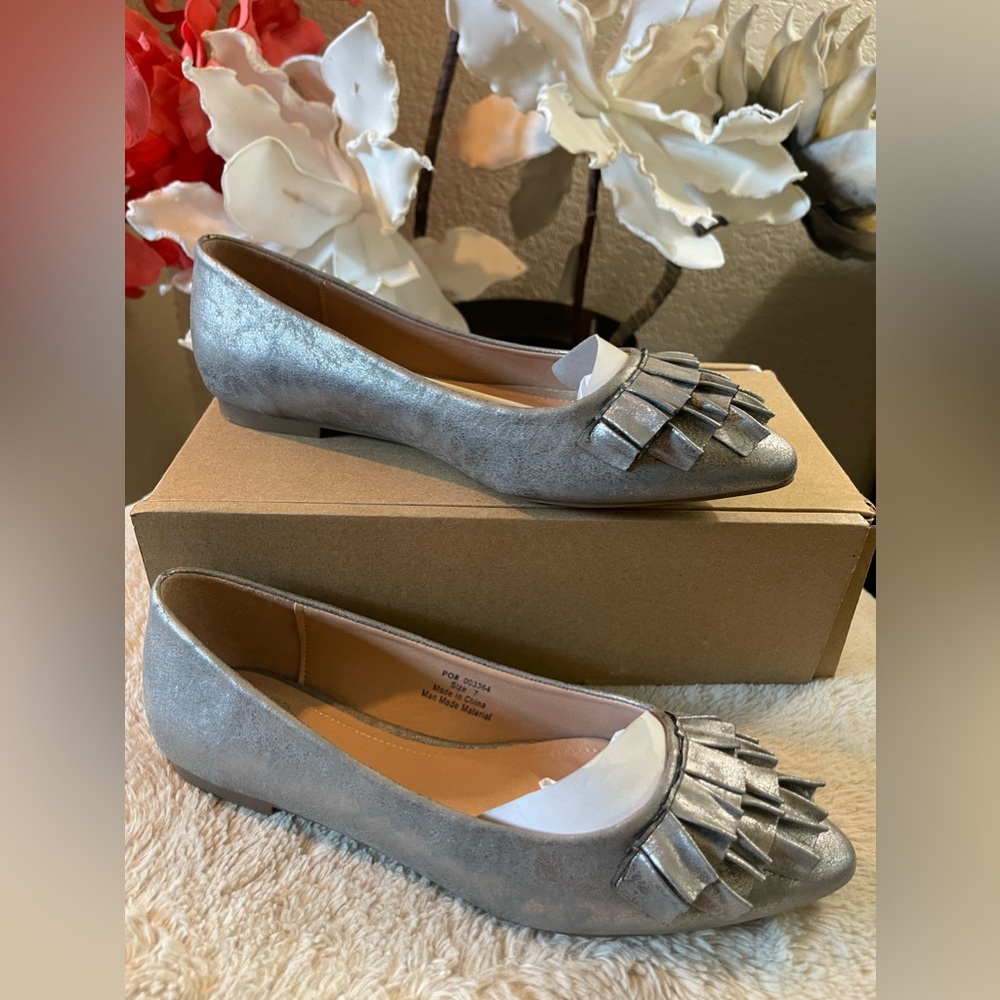 Flats shoes